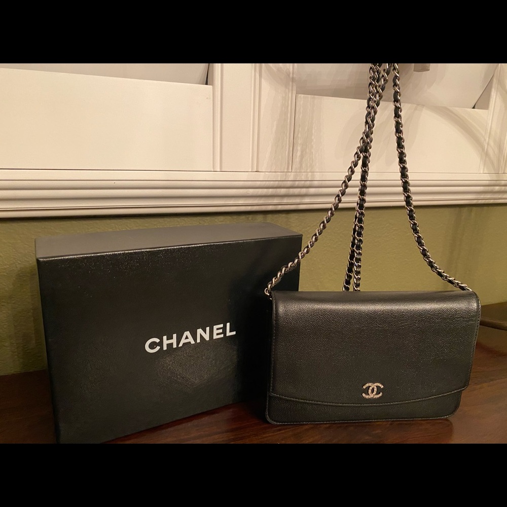 Chanel wallet on a chain